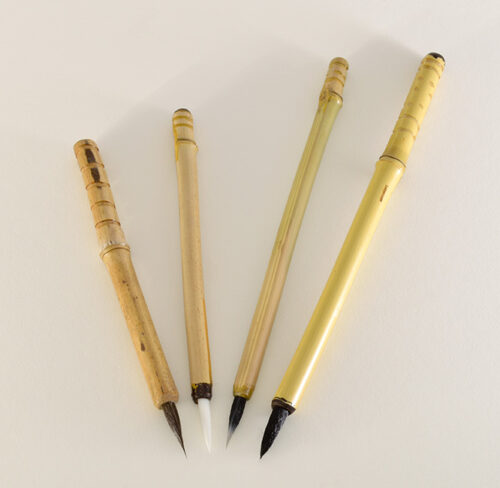 Medium Diameter Ink And Aqueous Acrylic Brush Set With 1 Inch Long Bristles.jpg