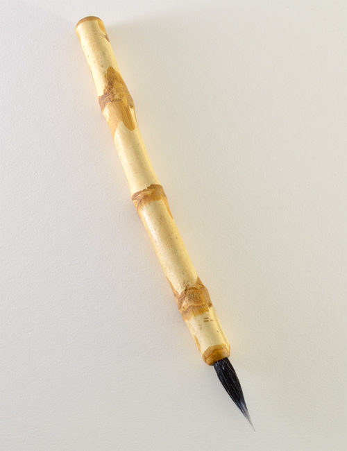 Medium Size Goat Synthetic blend brush with 1 inch bristle length and wangi bamboo handle.